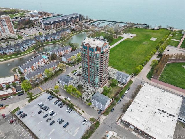 3320 Spinnaker Ln Unit 4A, Detroit, MI 48207 - aerial view of a large body of water