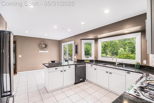 1080 Meadow Crest Dr, Clarkston, MI 48348