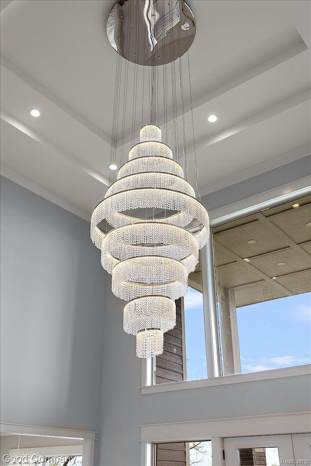 1760 Hamilton Dr, Bloomfield Hills, MI 48302 - detailed view of a chandelier and recessed lighting
