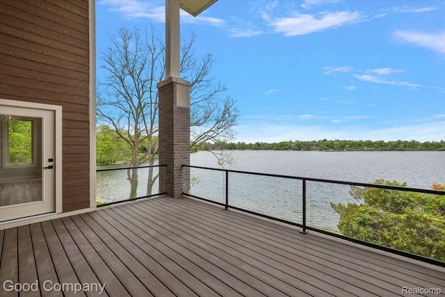 1760 Hamilton Dr, Bloomfield Hills, MI 48302 - wooden terrace featuring a water view