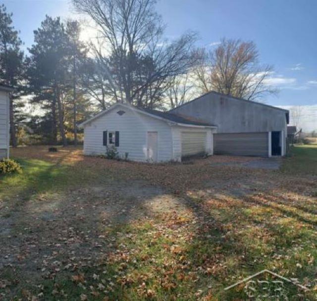 12400 S Block Rd, Birch Run, MI 48415