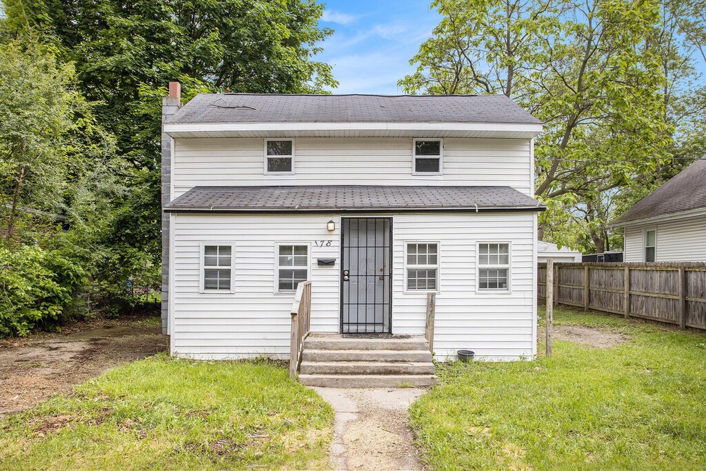 178 Webber St, Battle Creek, MI 49015