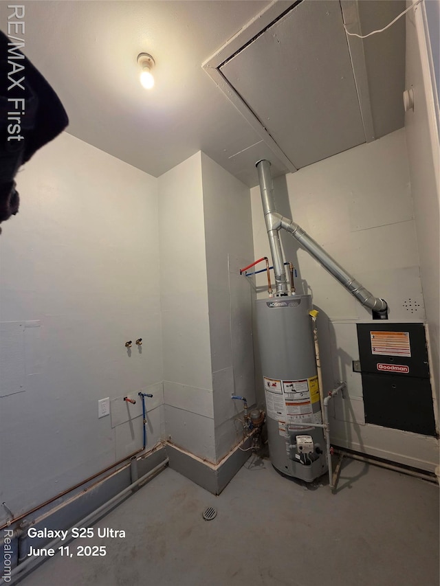 12725 Riverview St, Detroit, MI 48223 - utility room with water heater