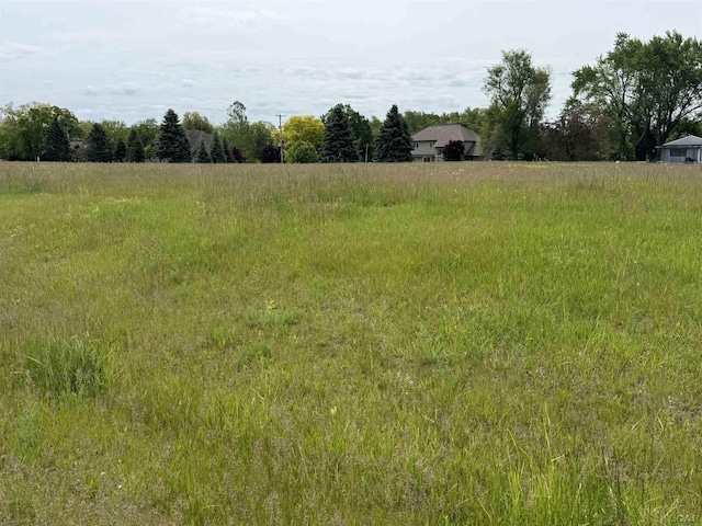 6 Wheatland Dr, Tecumseh, MI 49286