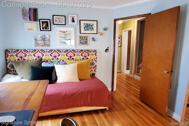 917 N Edison Ave, Royal Oak, MI 48067 - bedroom featuring ornamental molding and wood finished floors