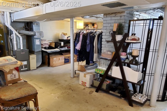 917 N Edison Ave, Royal Oak, MI 48067 - view of unfinished below grade area