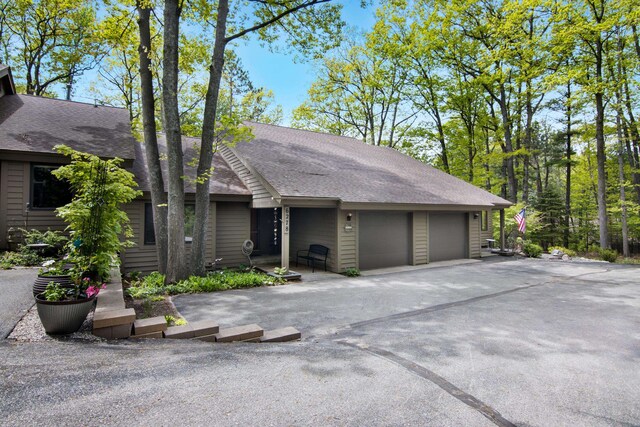 6278 Summit Ct, Traverse City, MI 49686 - photo 2