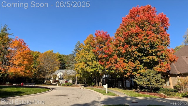 6212 Bromley Ct, West Bloomfield, MI 48322 - view of asphalt road featuring curbs