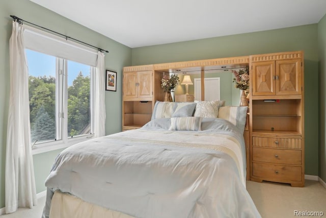 3468 High Hillcrest Dr, Howell, MI 48843 - bedroom featuring light carpet and baseboards