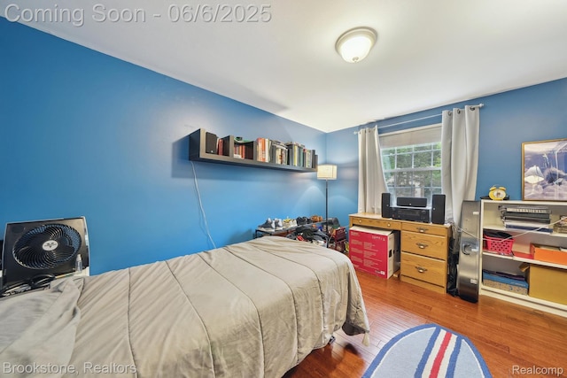 2831 Aurora Dr, Lake Orion, MI 48360 - bedroom featuring wood finished floors