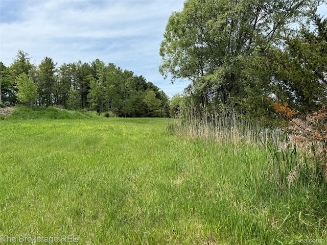 3020 Merwin Rd, Lapeer, MI 48446