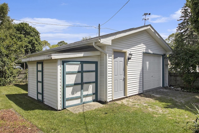 68149 Lawndale St, Edwardsburg, MI 49112 - view of detached garage