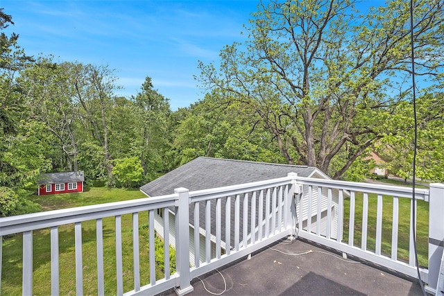 269 E 24th St, Holland, MI 49423 - view of wooden balcony with a deck