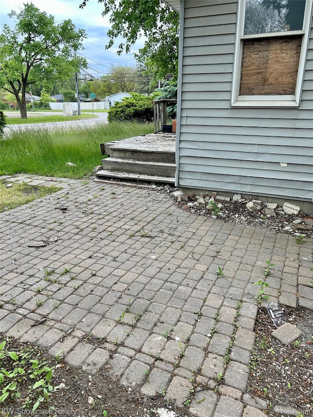 2935 Jackson Blvd, Highland, MI 48356 - view of patio with a wooden deck
