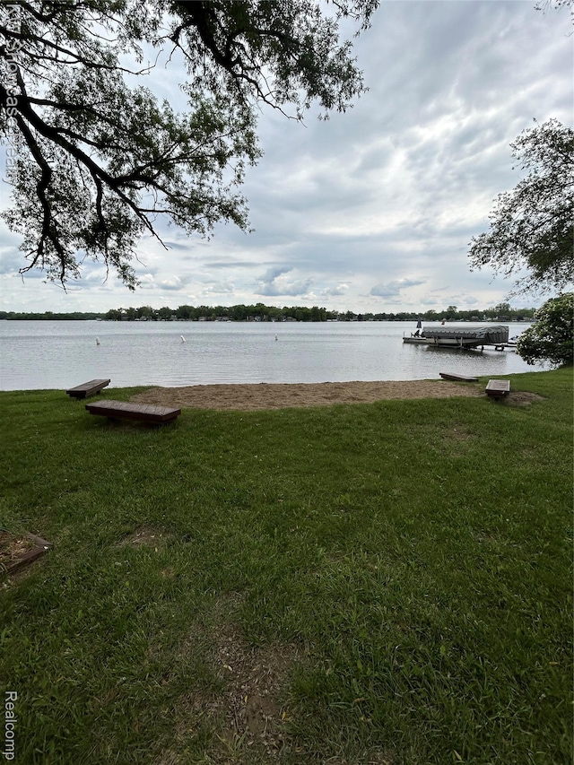2935 Jackson Blvd, Highland, MI 48356 - view of green lawn featuring a water view