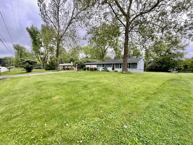 4408 Arbor Dr, Okemos, MI 48864 - view of grassy yard