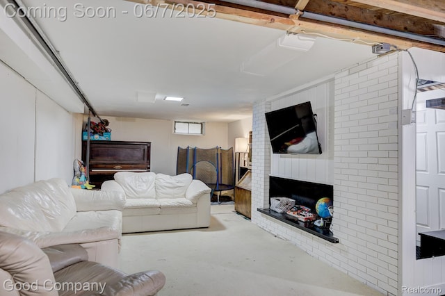 4511 Rosewold Ave, Royal Oak, MI 48073 - living area with concrete flooring
