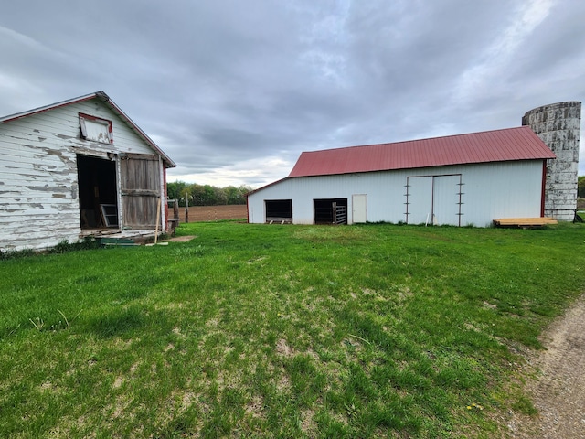 1232 Smoker Rd, Bronson, MI 49028 - view of pole building featuring a lawn