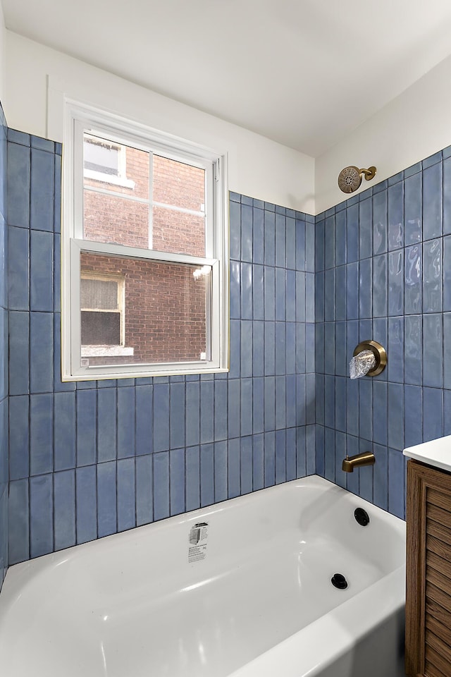 1174 Taylor St, Detroit, MI 48202 - full bath featuring shower / bath combination and vanity