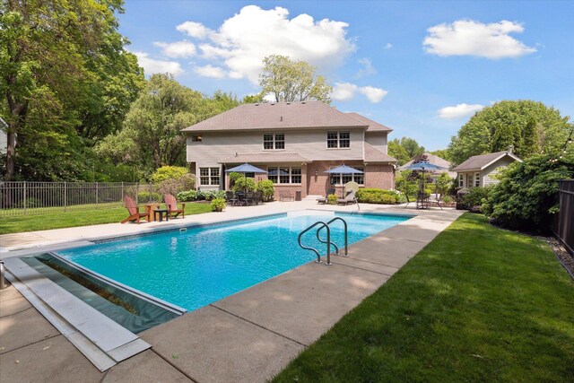 71438 Forest Eagle Ln, Niles, MI 49120 - view of pool featuring a patio area and a diving board