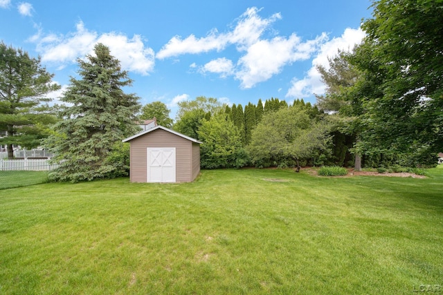 5662 Caren Dr, Ypsilanti, MI 48197 - view of yard