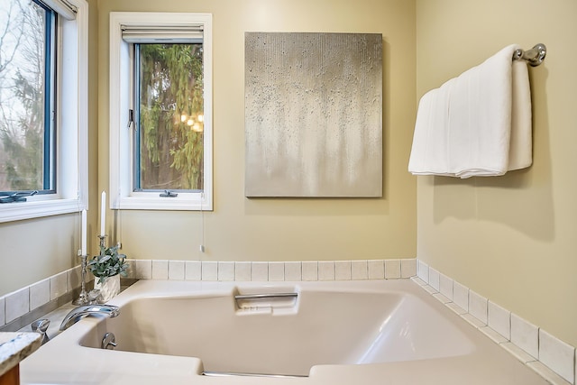 3329 Craig Rd, Ann Arbor, MI 48103 - bathroom featuring a bath