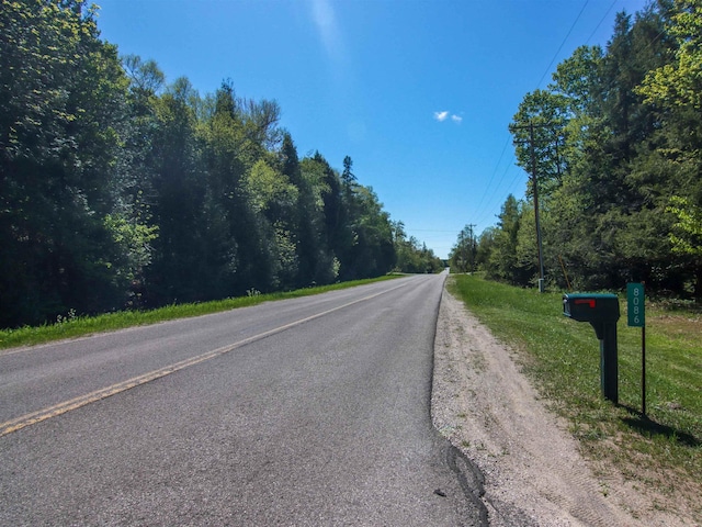 8086 Narrow Gauge Rd, Beulah, MI 49617