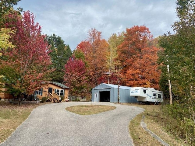 8086 Narrow Gauge Rd, Beulah, MI 49617