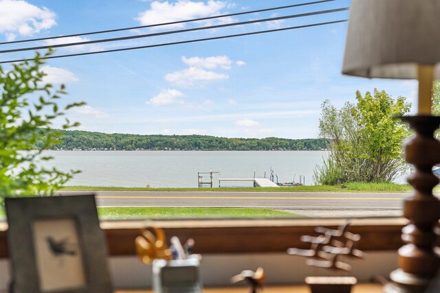 7510 Crystal Dr, Beulah, MI 49617