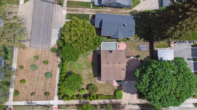 1011 Knowles St, Royal Oak, MI 48067 - aerial view of property and surrounding area
