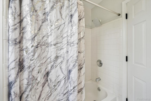 1011 Knowles St, Royal Oak, MI 48067 - full bath featuring shower / bathtub combination with curtain