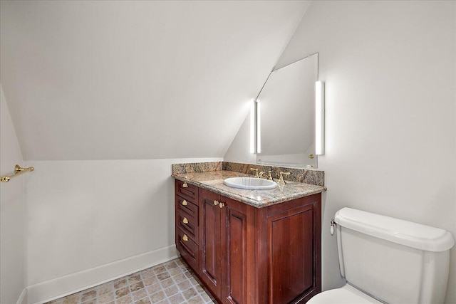490 E Long Lake Rd, Bloomfield Hills, MI 48304 - half bath featuring vaulted ceiling, vanity, toilet, and baseboards