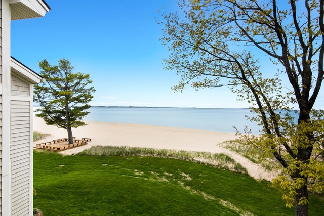 9200 N Bayshore Dr, Elk Rapids, MI 49629