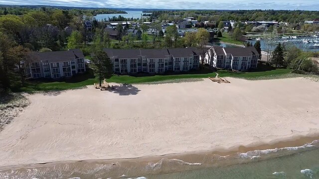 9200 N Bayshore Dr, Elk Rapids, MI 49629