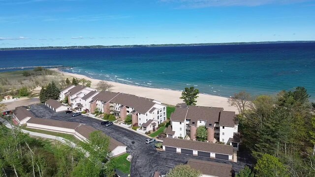 9200 N Bayshore Dr, Elk Rapids, MI 49629