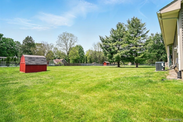 321 Myers Rd, Lapeer, MI 48446 - view of yard with central AC and view of scattered trees