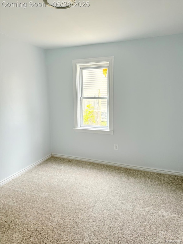 2995 Alvina Ave, Warren, MI 48091 - carpeted spare room featuring baseboards