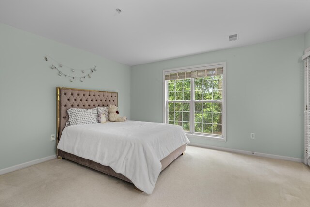 28067 Carlton Way Dr, Novi, MI 48377 - bedroom featuring carpet and baseboards