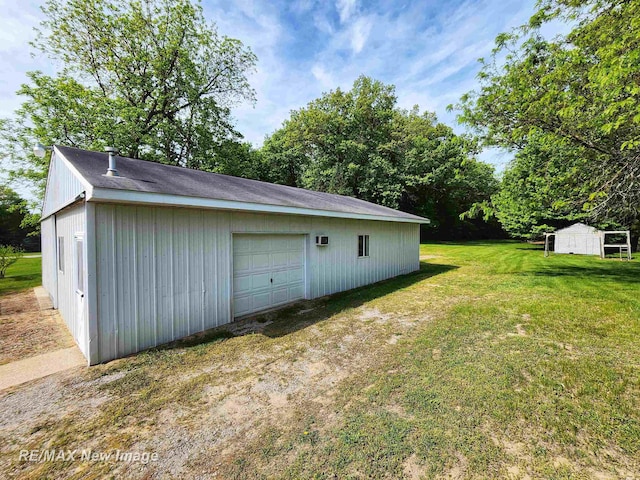 10424 S Graham Rd, Saint Charles, MI 48655 - view of detached garage