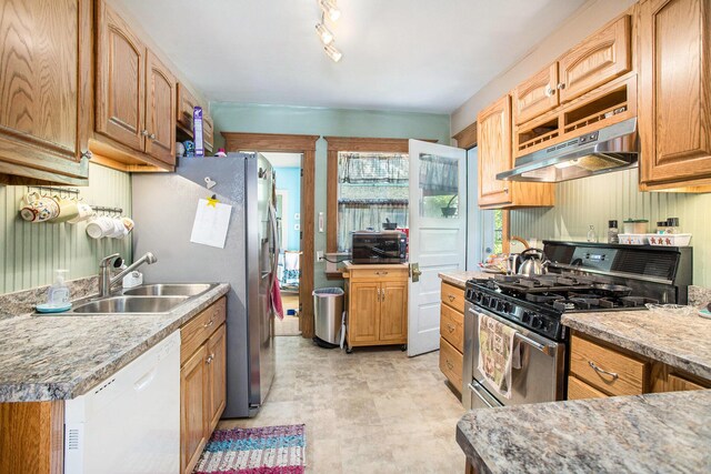 134 S Howell St, Hillsdale, MI 49242 - photo 10