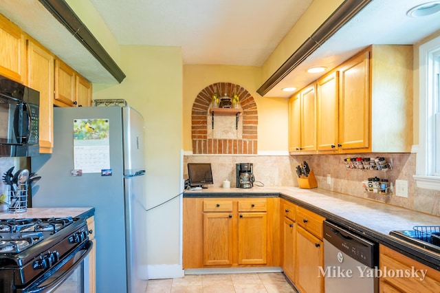 465 Kenwood St NE, Grand Rapids, MI 49505 - photo 7