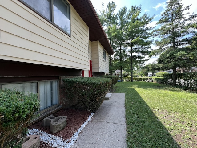2323 Page Ave, Ann Arbor, MI 48104 - view of grassy yard
