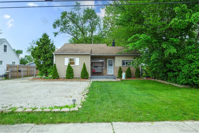 7641 N Inkster Rd, Westland, MI 48185 - view of front of home