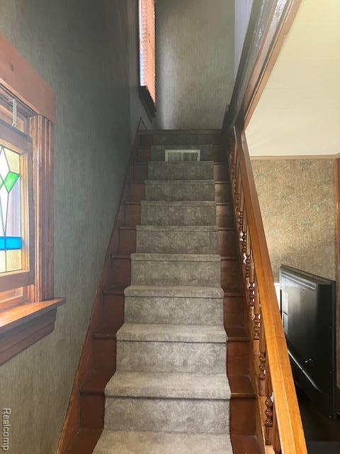 161 Fourth, Harbor Beach, MI 48441 - view of staircase