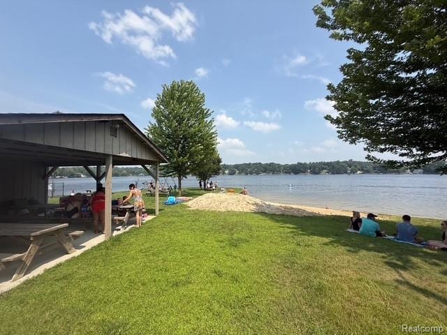 631 Pine Dr, Columbiaville, MI 48421 - photo 22