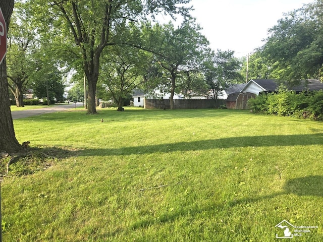 2015 Grand Blvd, Monroe, MI 48162 - photo 27