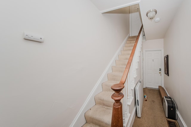 414 W Summit St, Ann Arbor, MI 48103 - stairway with baseboards