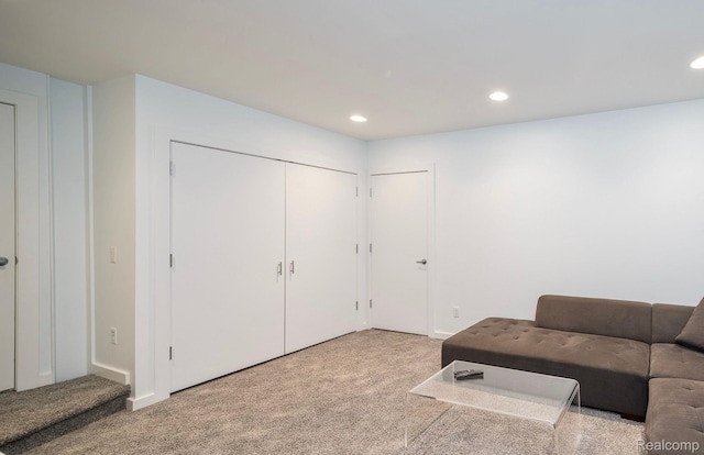1363 Forest Bay Dr, Waterford, MI 48328 - sitting room featuring carpet flooring, recessed lighting, and baseboards