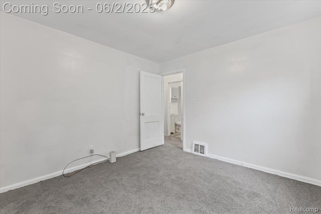 18697 Sunderland Rd, Detroit, MI 48219 - carpeted spare room featuring baseboards