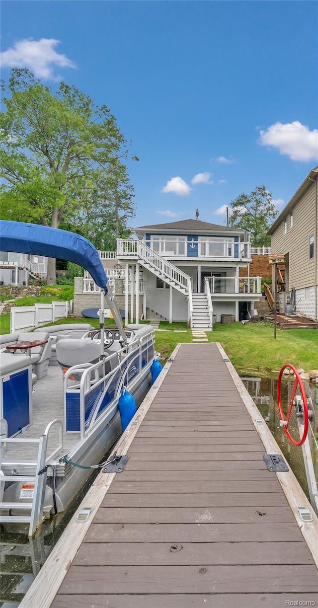 533 Bellevue Ave, Lake Orion, MI 48362 - dock featuring stairway